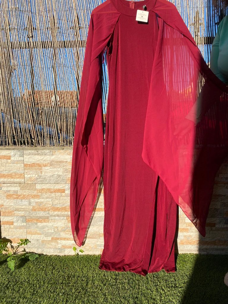 "À Procura do Vestido Perfeito para o Réveillon? Deslumbre com Elegânc
