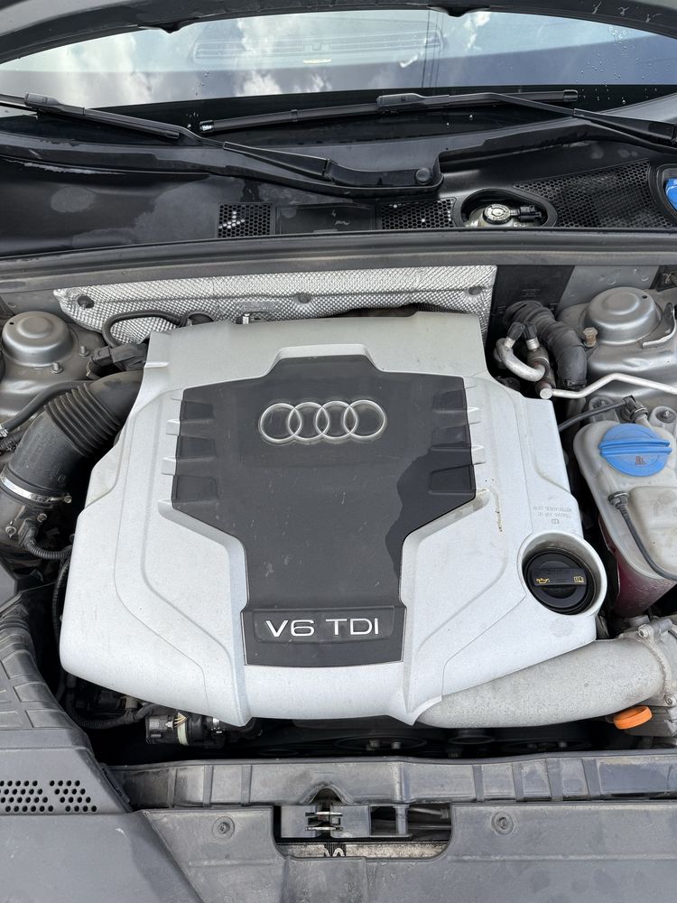 Audi A4B8 2010 2,7