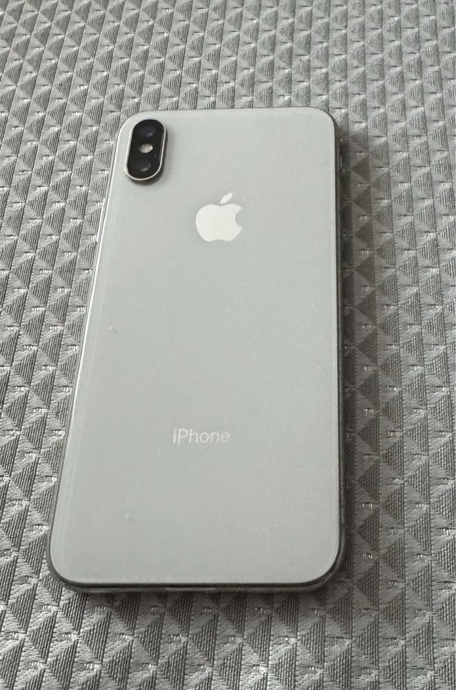 iPhone X, silver, 64 GB