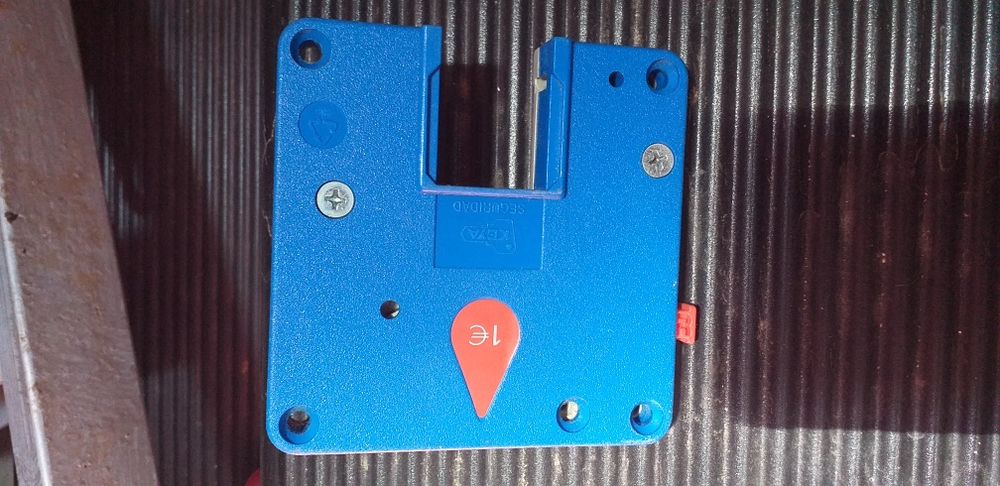 Lock64586145051395120