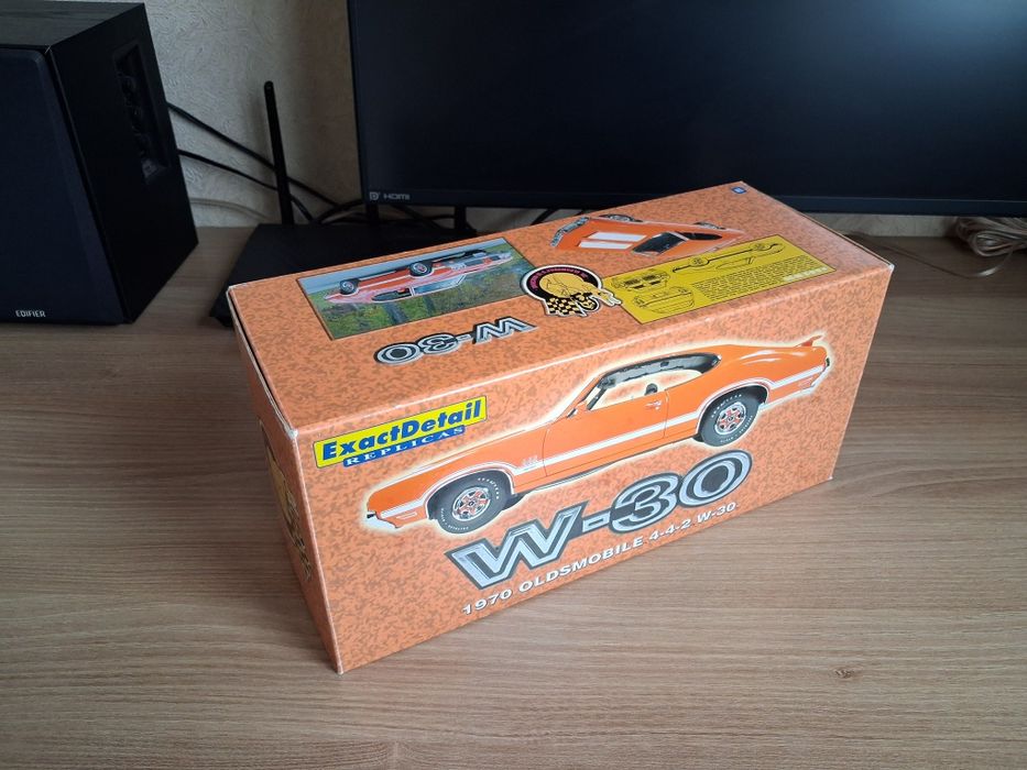Продам модель Lane exact detail 1970 Oldsmobile 442 W30  1/18