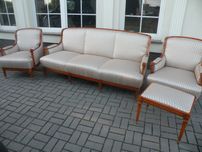 Sofa ,2 fotele i pufa w Stylu Ludwika ,,Warrings"  Po Renowacji