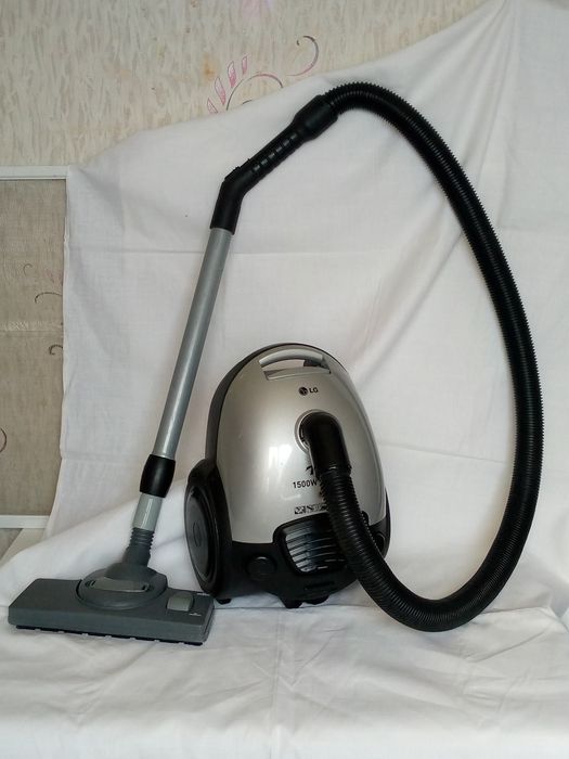 Пылесос LG мощью 1500 W, Корея