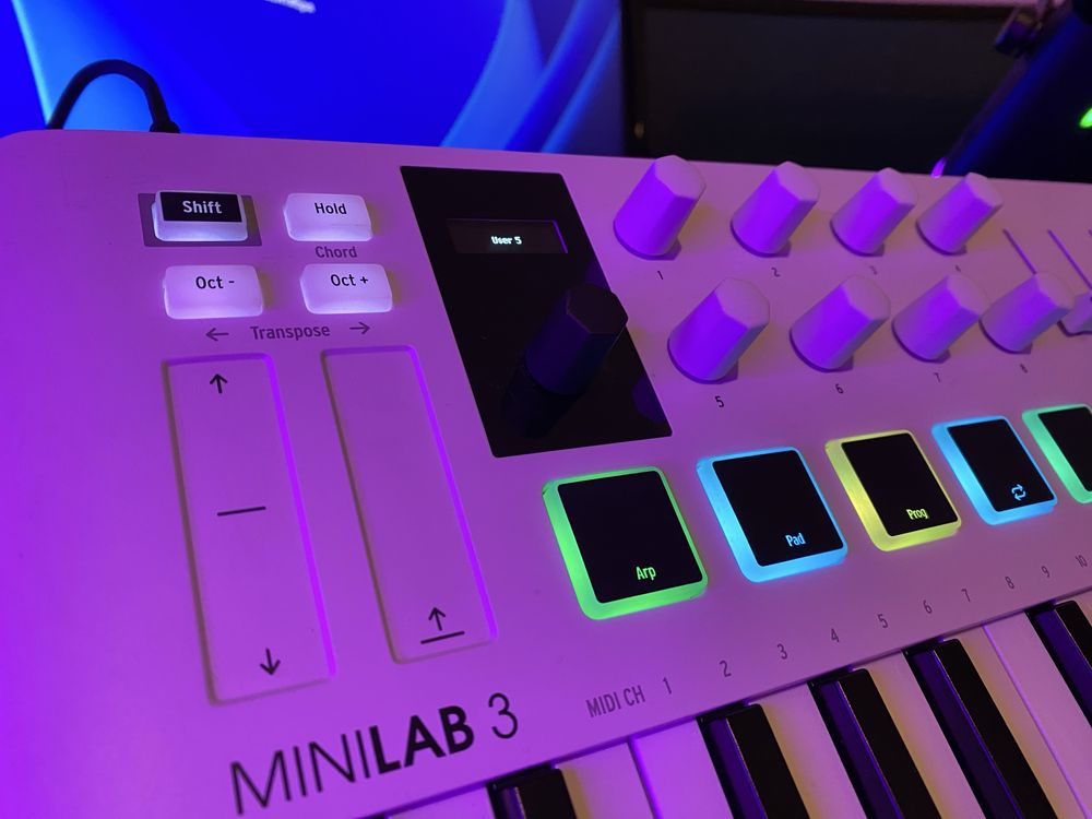 MIDI-клавіатура Arturia MiniLab 3