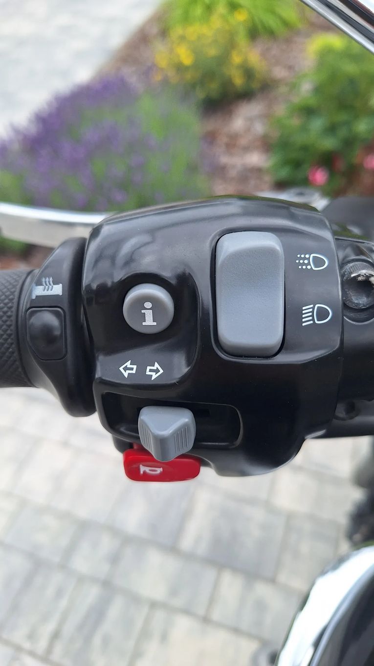 Triumph Bonneville Triumph Bonneville T120 2019 ABS zarejestrowany po serwisie