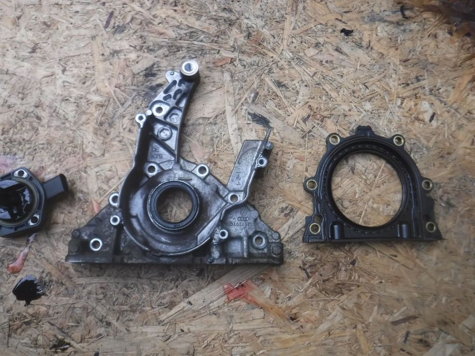 Vw Passat B6 Golf A3 S3  Skoda Seat Audi obudowa uszczelniacz walu  oslona 06D103153C BPY BWA AXX 2.0 TFSI 2.0T 200ps