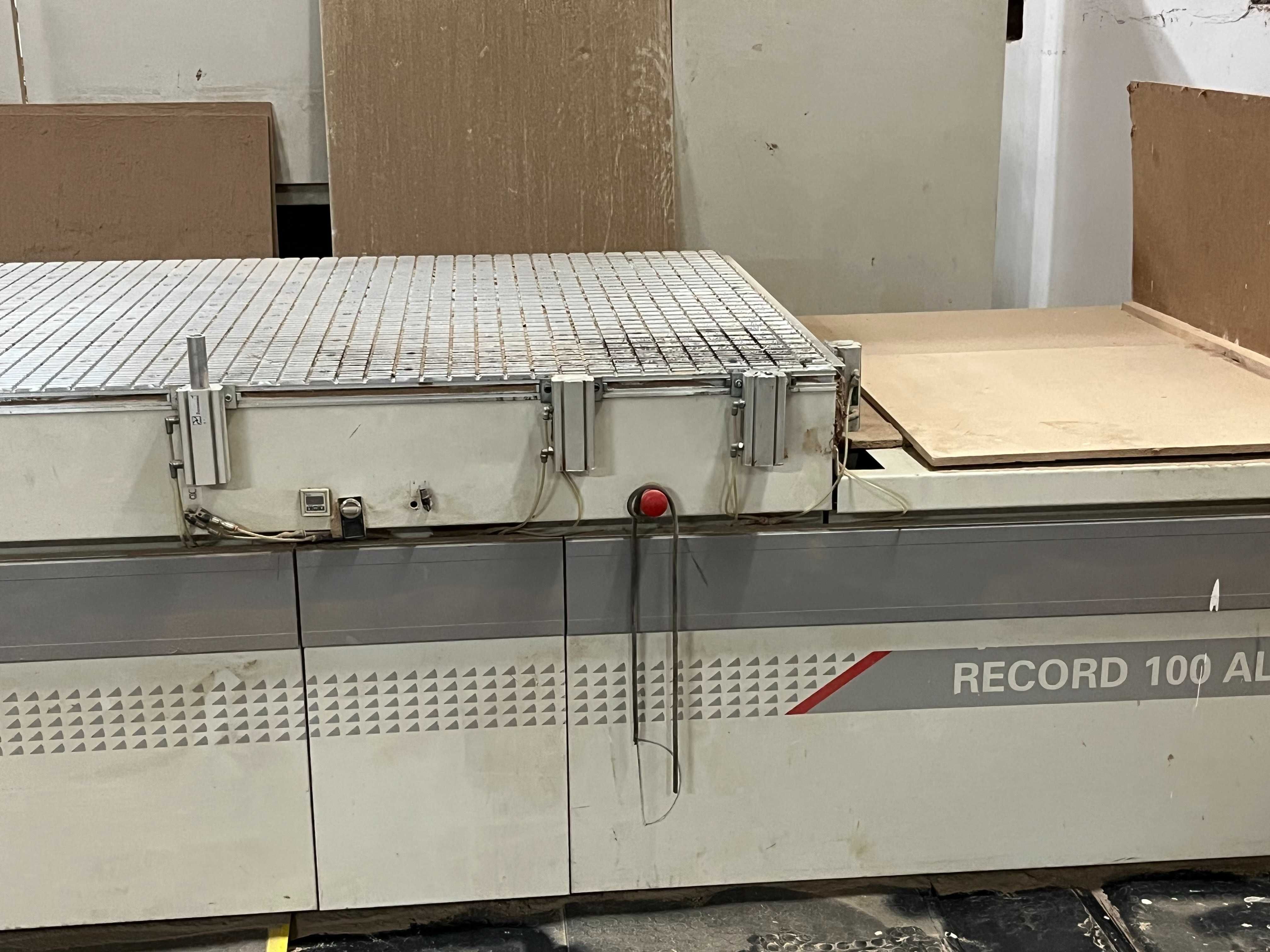 Centrum obrobcze SCM Record 100ALL