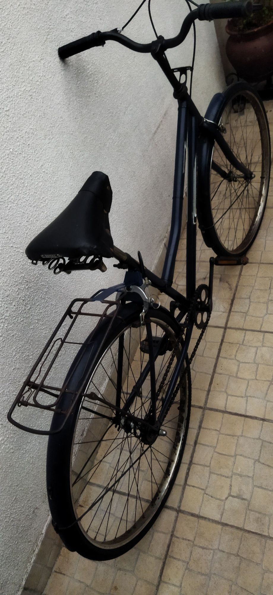Bicicleta antiga de senhora