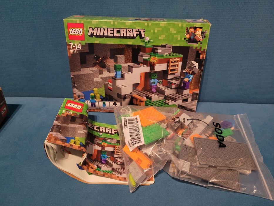Klocki Lego Minecraft jaskinia zombie 21141