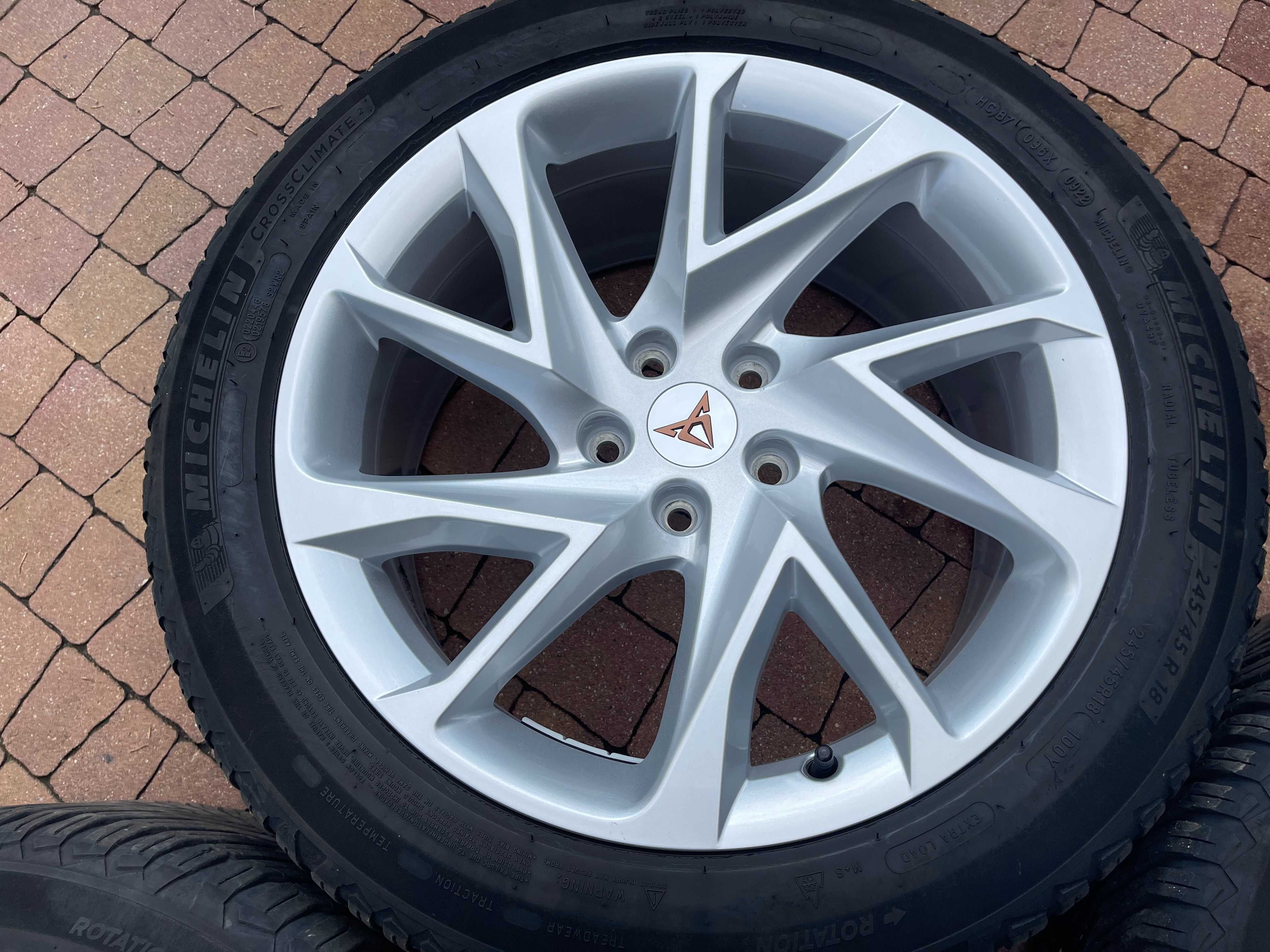 3884. Koła wielosezonowe Cupra Formentor oryginał 5x112 245/45/18