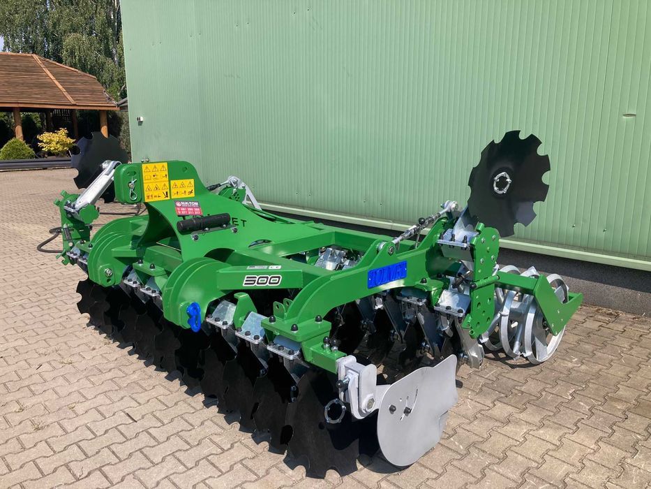 Brona talerzowa 3m ASTAT talerze 560 wał daszkowy 600 ekrany, TOLMET