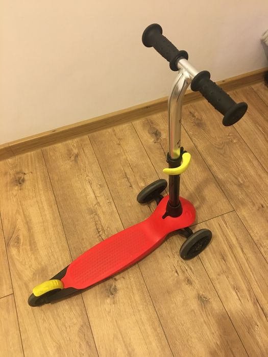 Hulajnoga trójkołowa decathlon