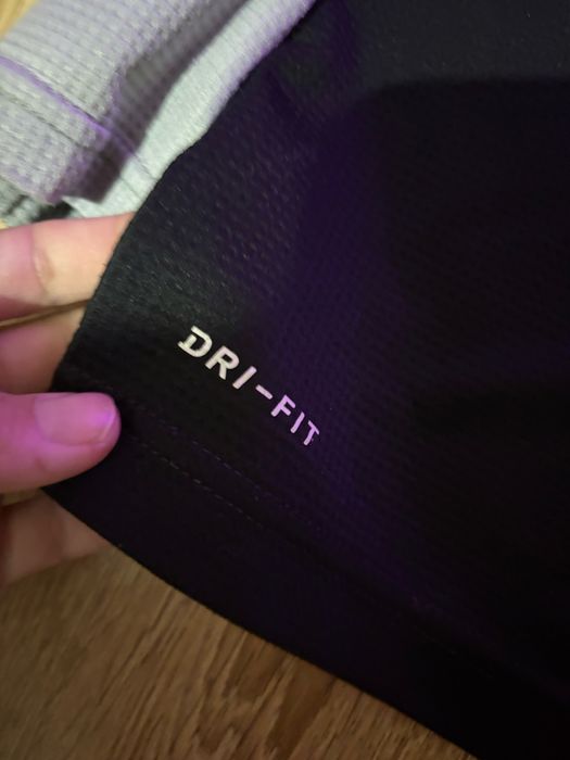 2 кофти  на хлопчика від nike