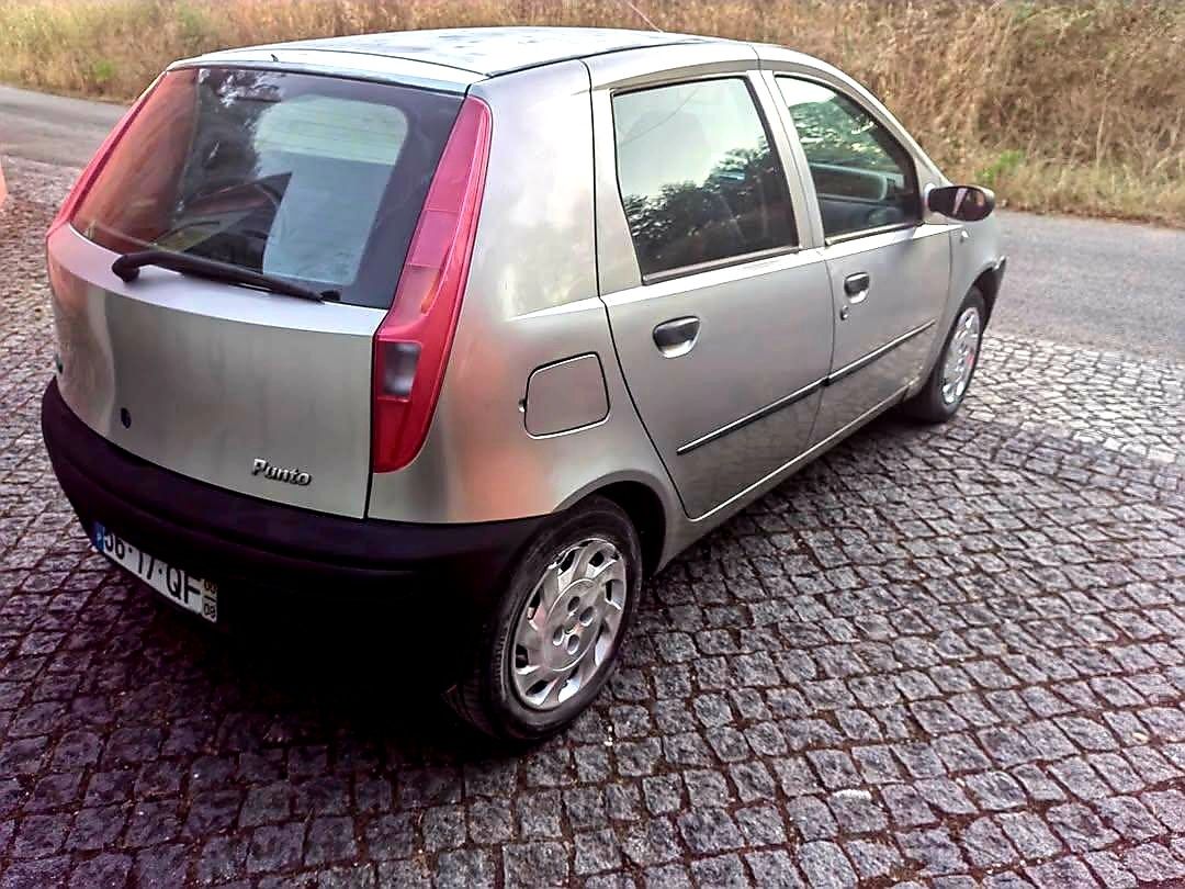 Fiat punto 1.2.     ano: 2000