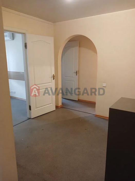 Продається 3к. Центр