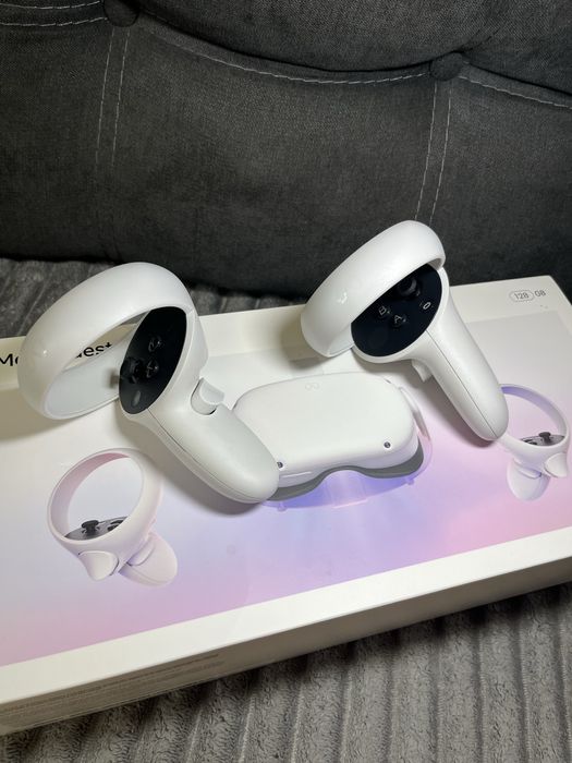 Продам віртуальні очки Oculus Quest 2