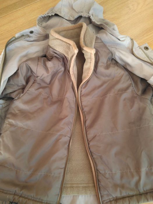 Parka 2 em 1 marca Vertbaudet tamanho 5 anos - 108cm