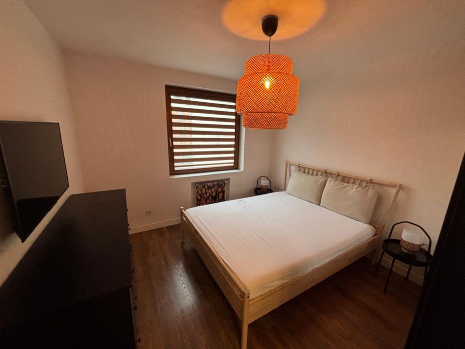 Komplet mebli do sypialni Ikea łóżko, szafa, komoda