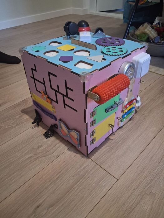 Бізікуб 30*30 для дитини