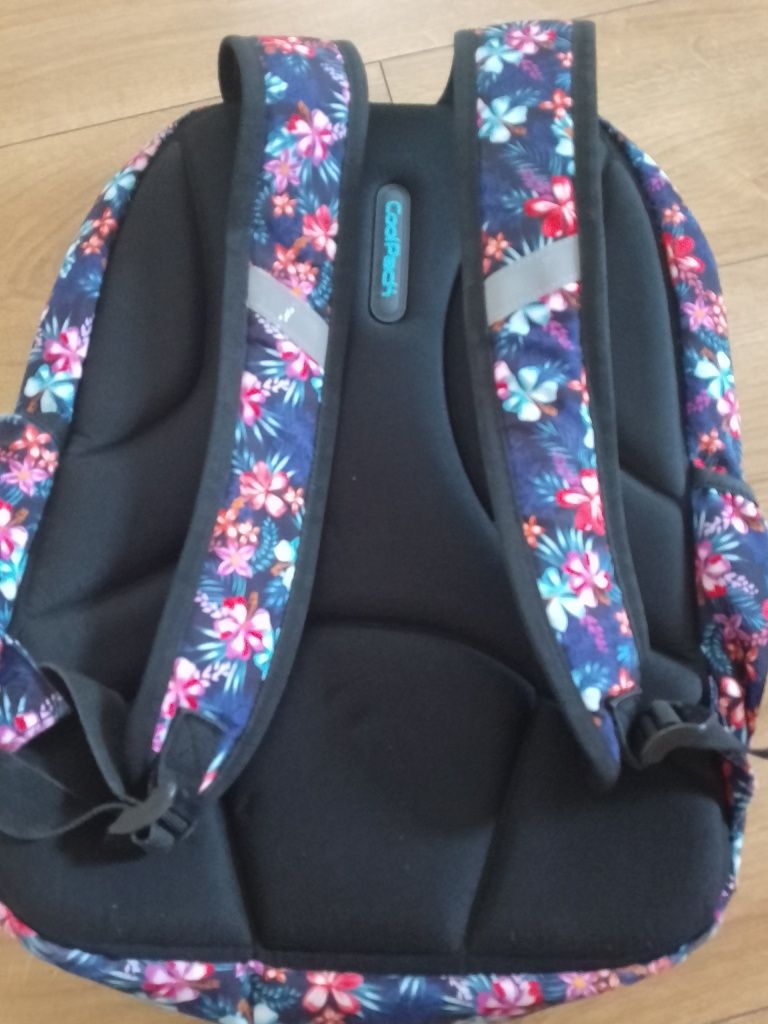Plecak CoolPack w kwiaty duży