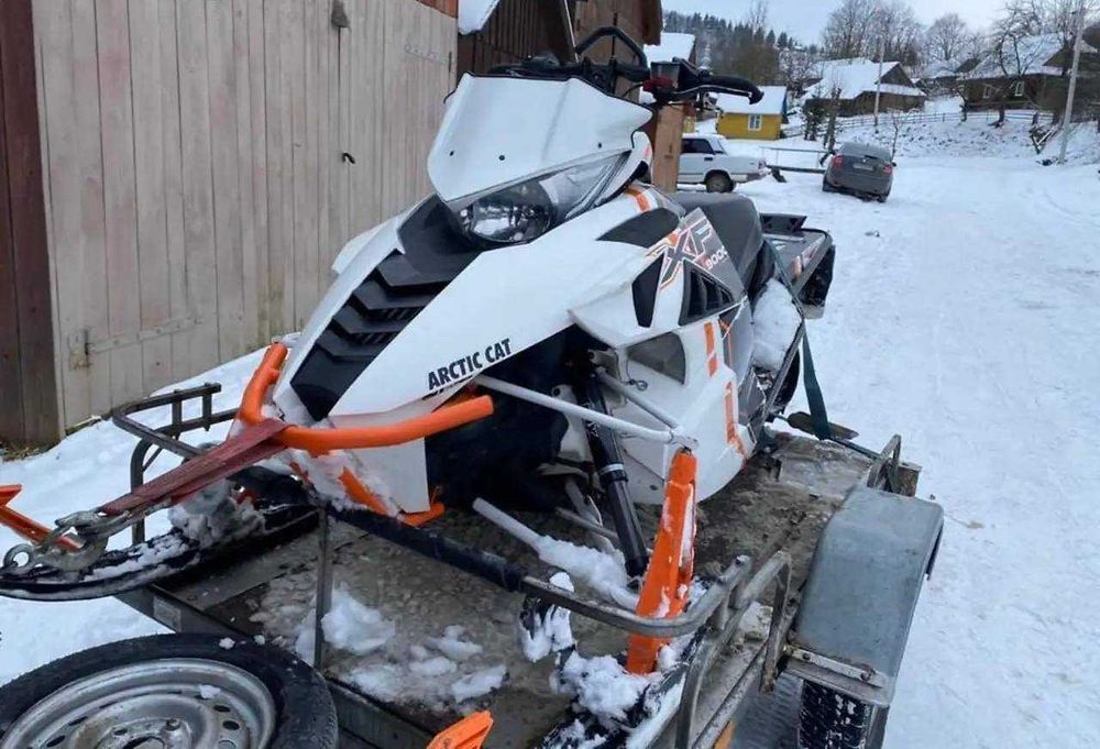 Продам Arctic cat XF 2015