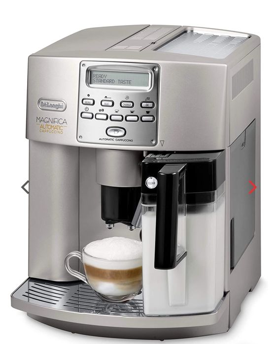 Кавомашина Delonghi ESAM 3500