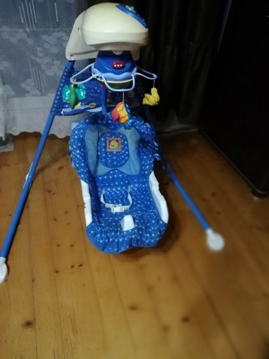 Sprzedam bujaczek , huśtawkę Fisher Price