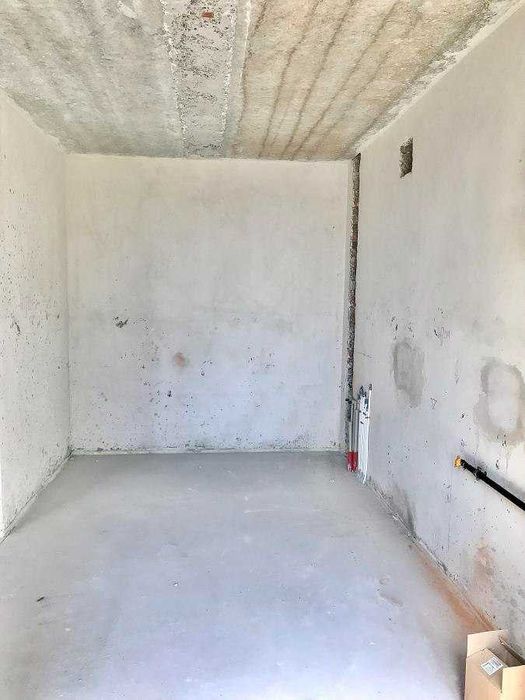 Здана/на документах/Однокімнатна в новобудові поруч парку Шевченка