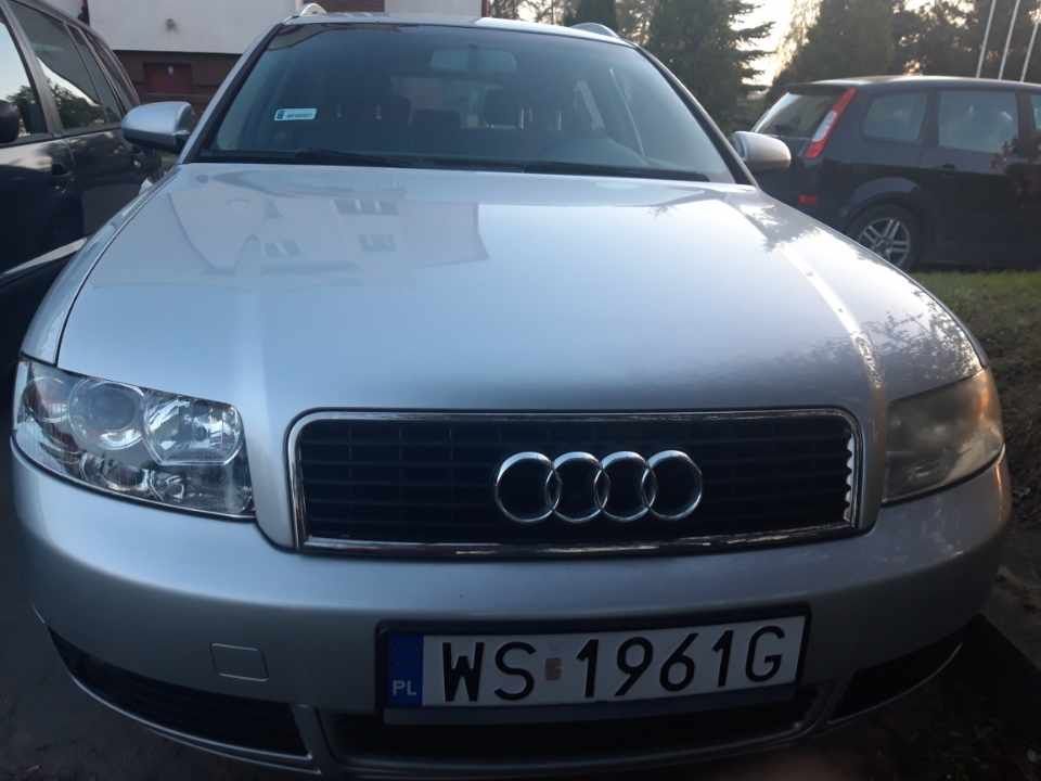 Audi a4b6 kombi.