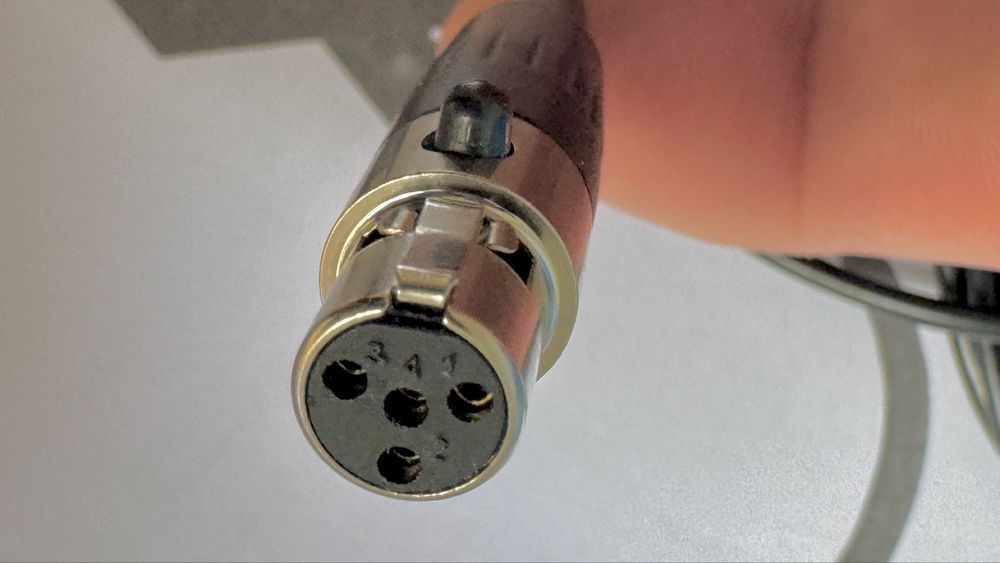 Shure Beta WB98H/C для бодіпаку 4-pin підключення для саксофону, труби