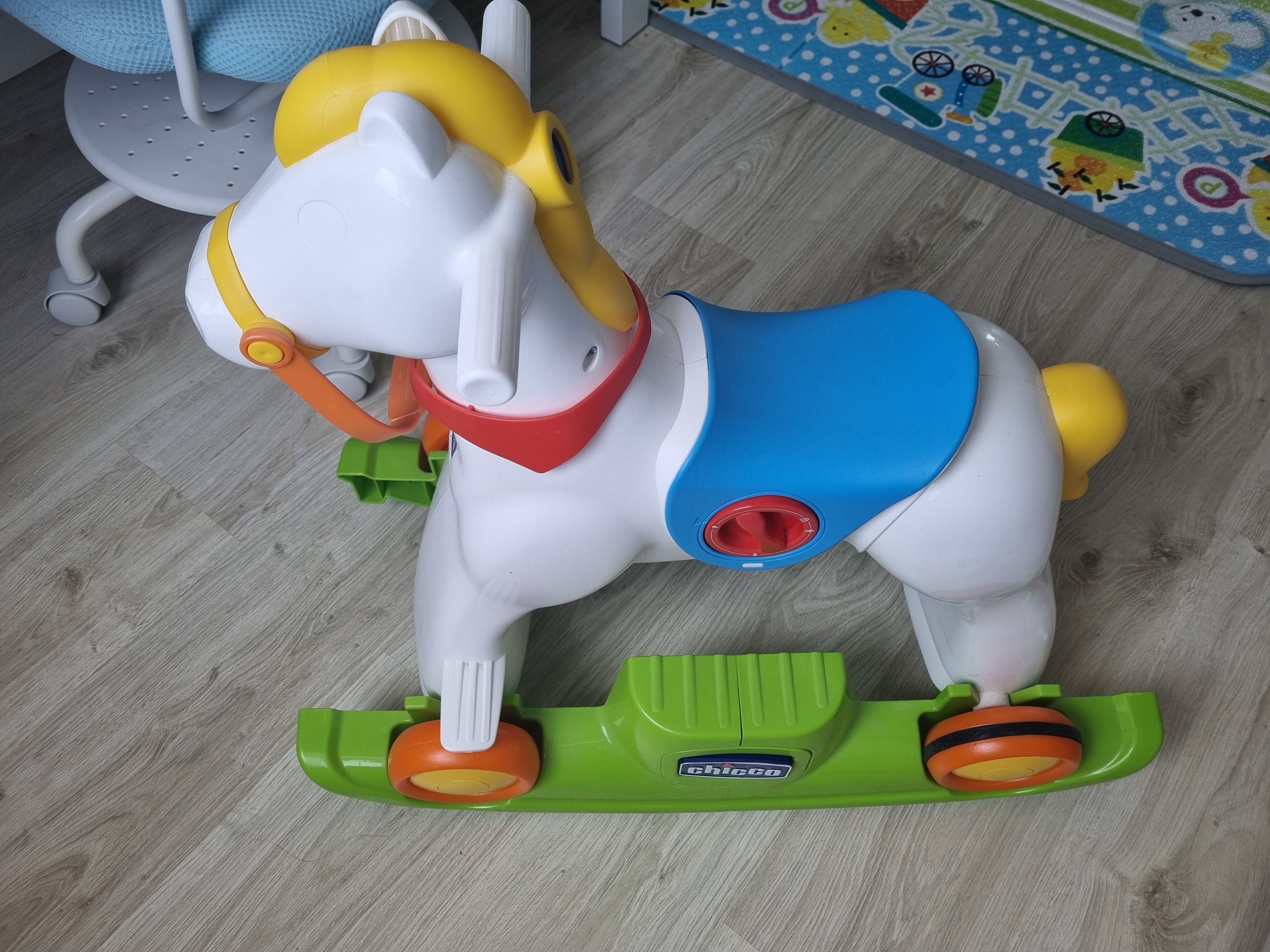 Cavalo Rodeo Chicco