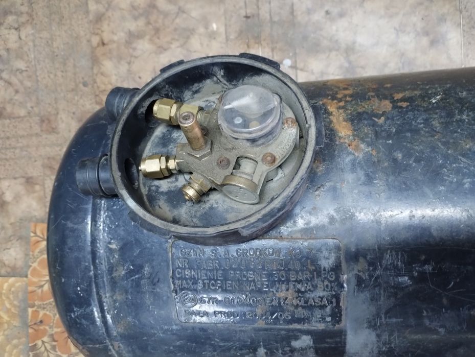 Баллон газовый . ГБО .