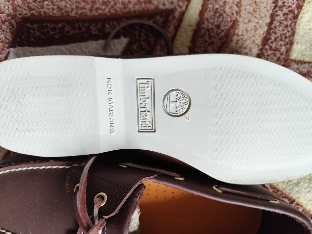 Продам мокасини Timberland розмір 43.Стан нові.