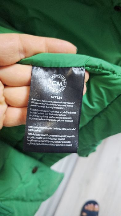 Осіння жіноча куртка