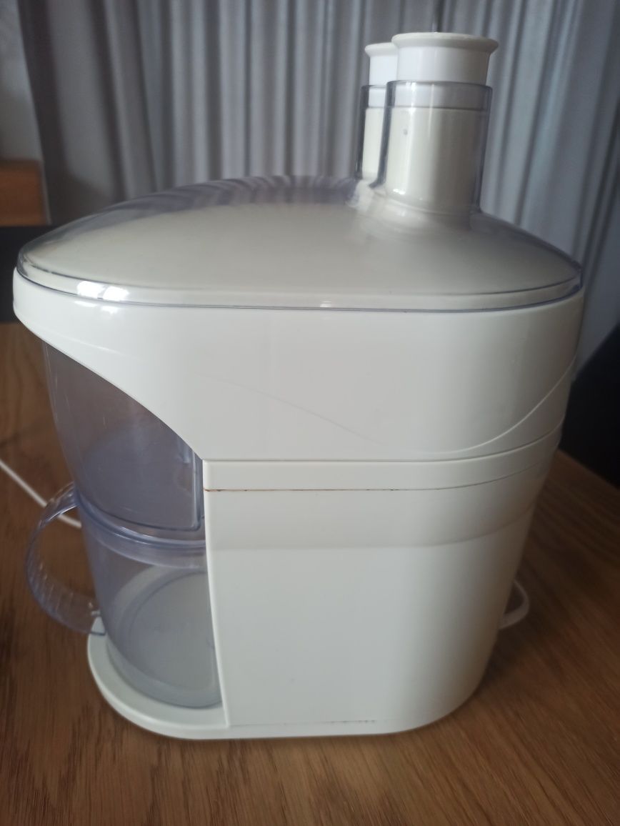 Sokowirówka Kenwood JE 550