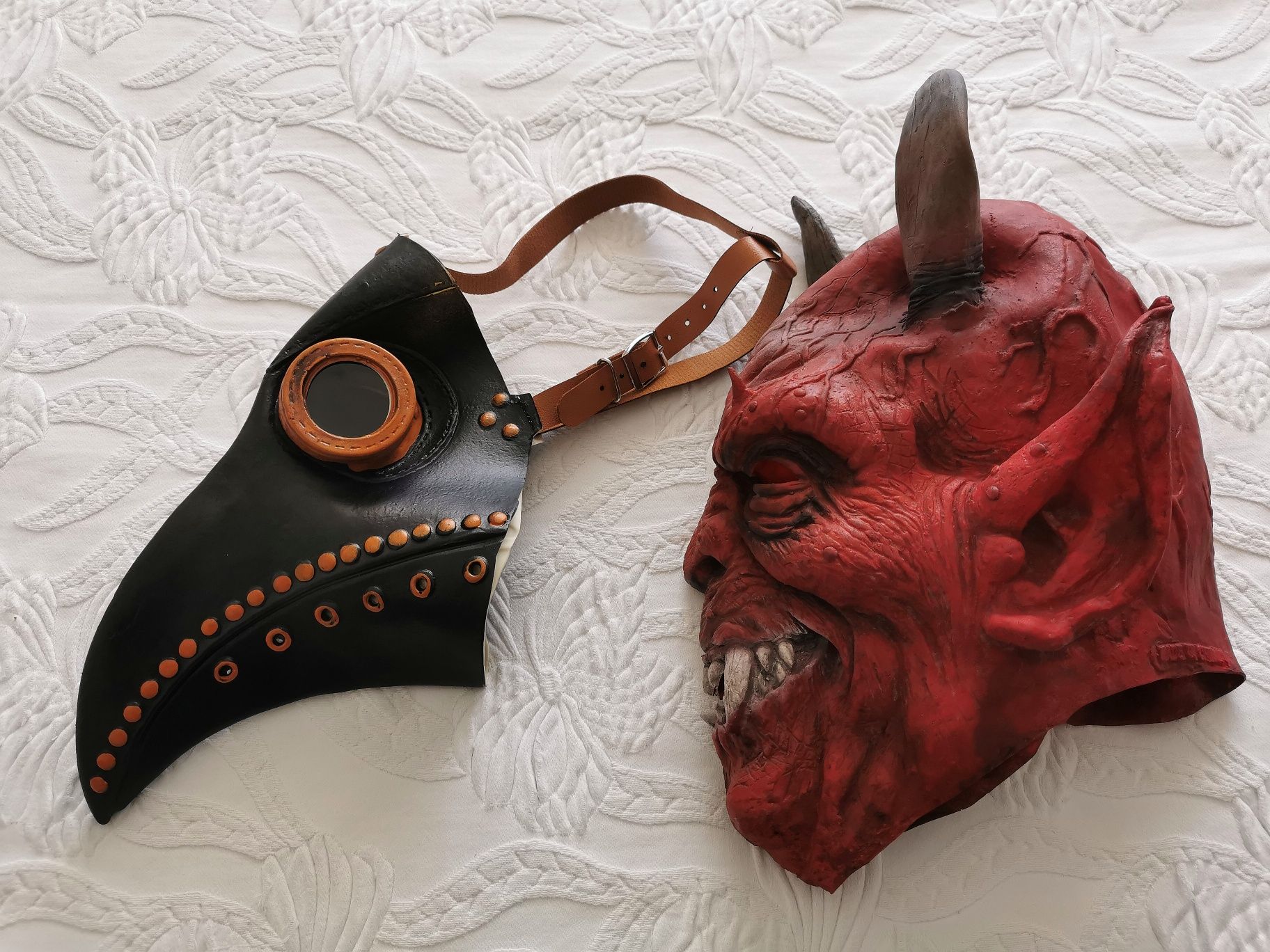 Conjunto de Máscaras para Halloween / Noite das Bruxas e Carn