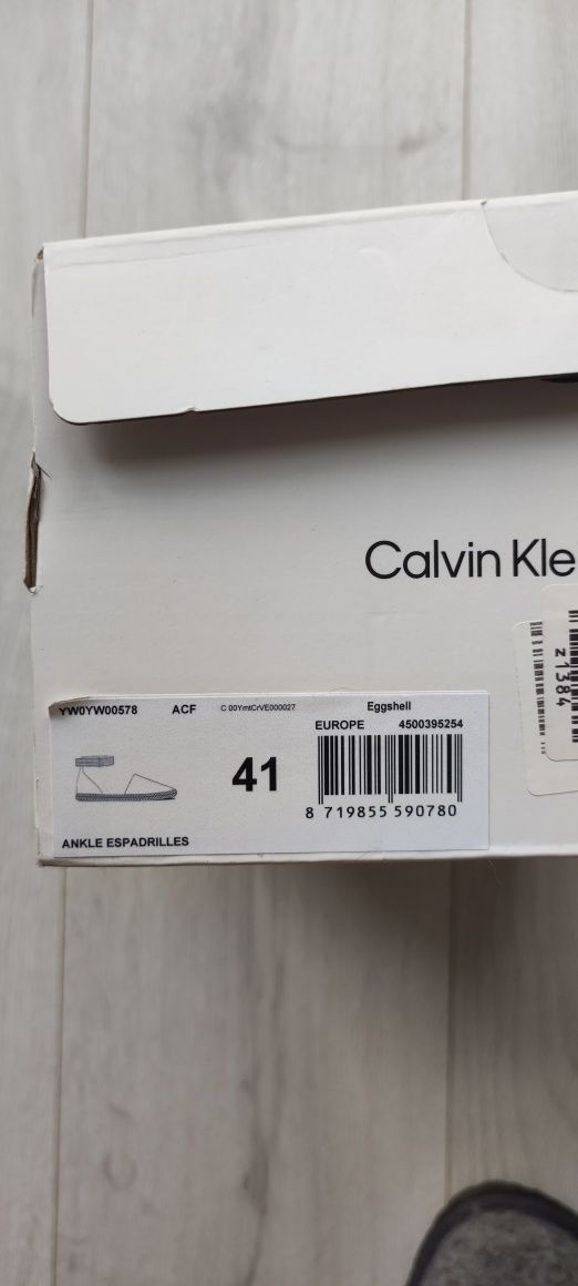 Espadryle Calvin Klein.