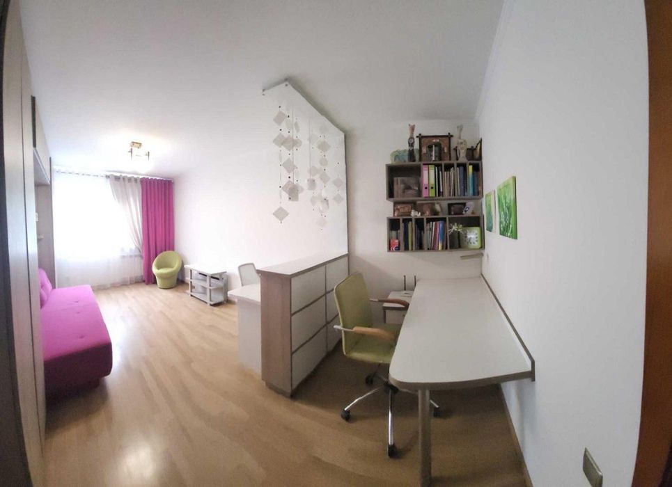 2 кімнатна квартира на Салтівці, пр-кт Трактобудівників