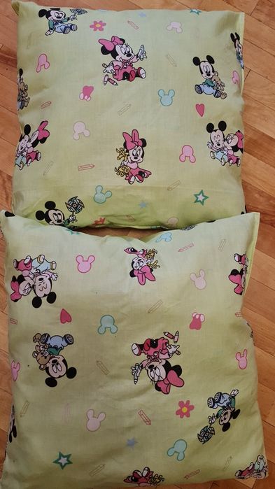 Дитяча  подушка Міккі  маус. Міні маус