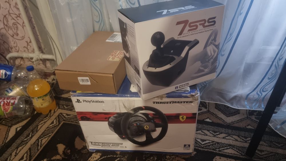 Игровой руль Thrustmaster T300 Alcantara Edition | Кпп и ручник