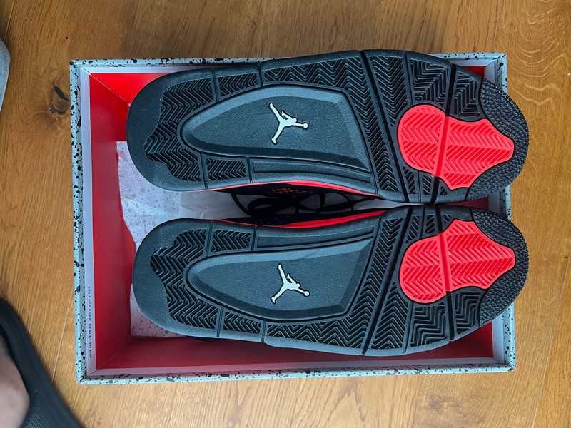 Jordan 4 Retro Red Thunder R.43