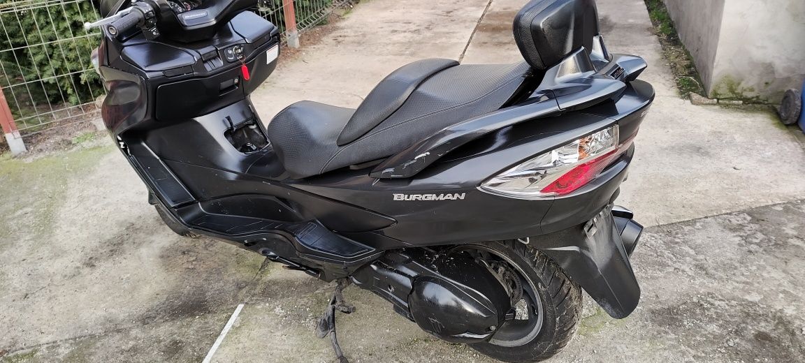 Suzuki Burgman 400