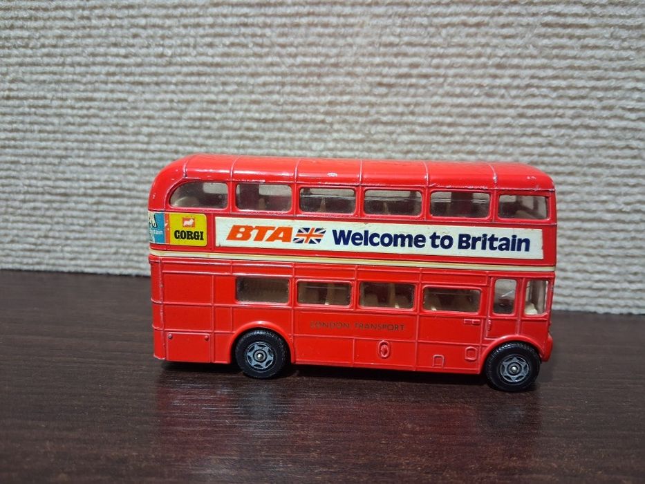 Autobus piętrowy angielski CORGI LONDON TRANSPORT ROUTEMASTER Poznań