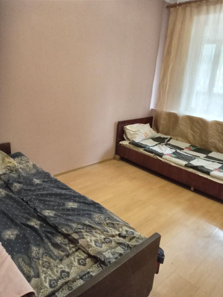 Здаю 3кiмнатну квартиру Центр 6-я Слобiдьська