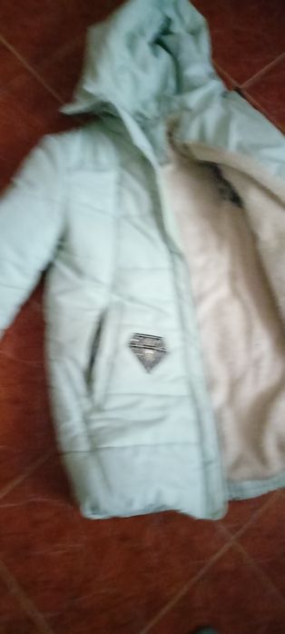 Зимняя куртка на девочку 10-11 лет
