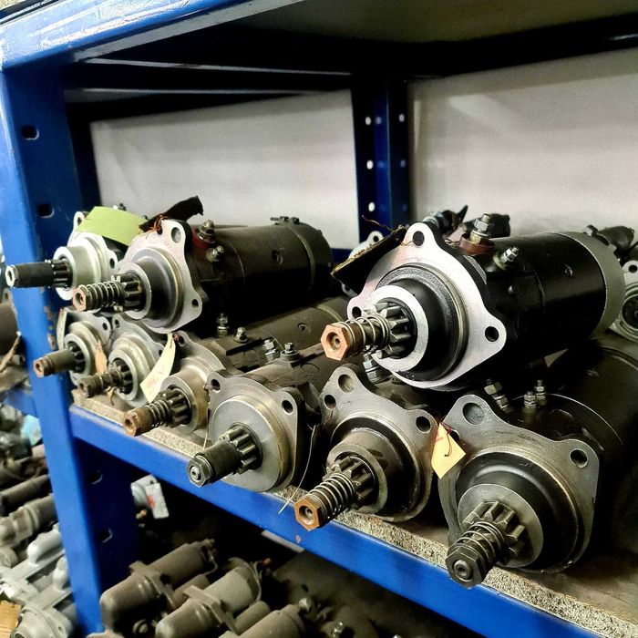 Rozrusznik Hanomag Liebherr Perkins Kuter Jcb Komatsu Ifa Caterpillar