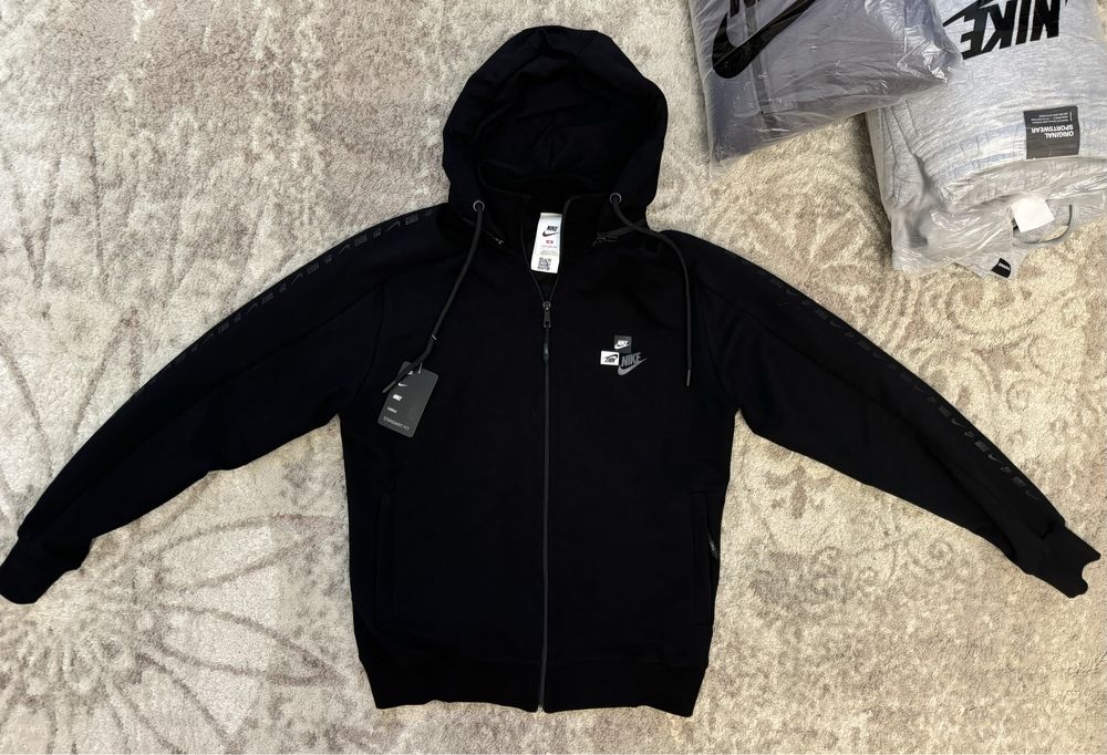 Спортивний костюм Nike /топ якість /M-L/ весна літо осінь
