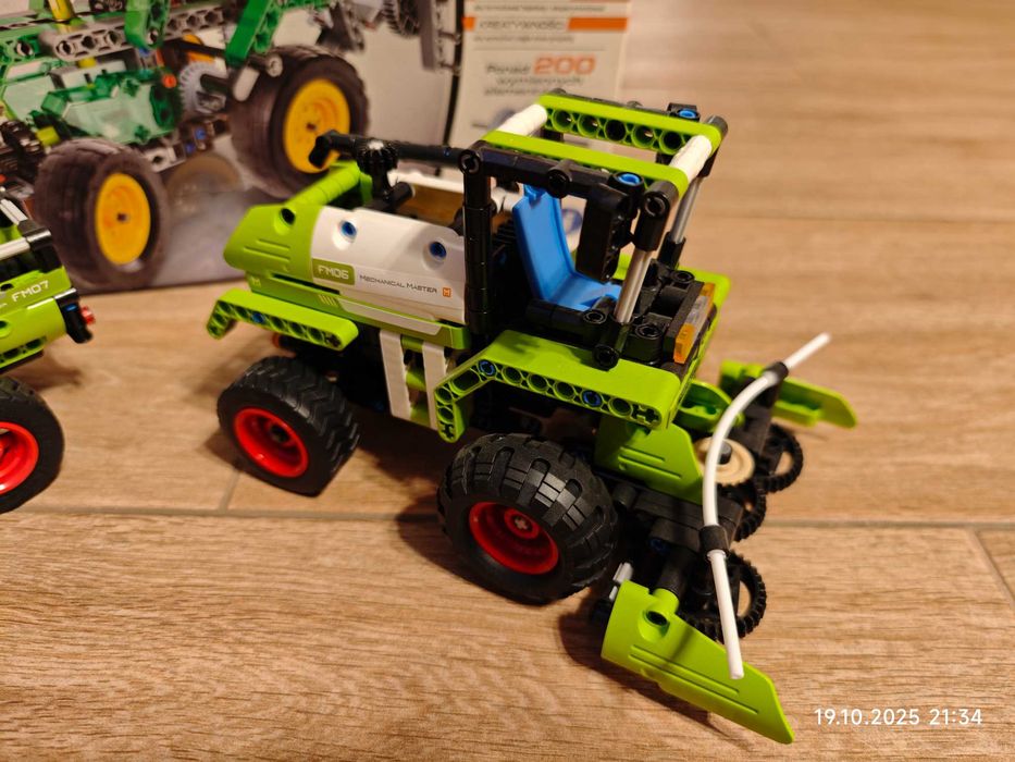 Klocki Techniczne traktor z przyczepą kombajn