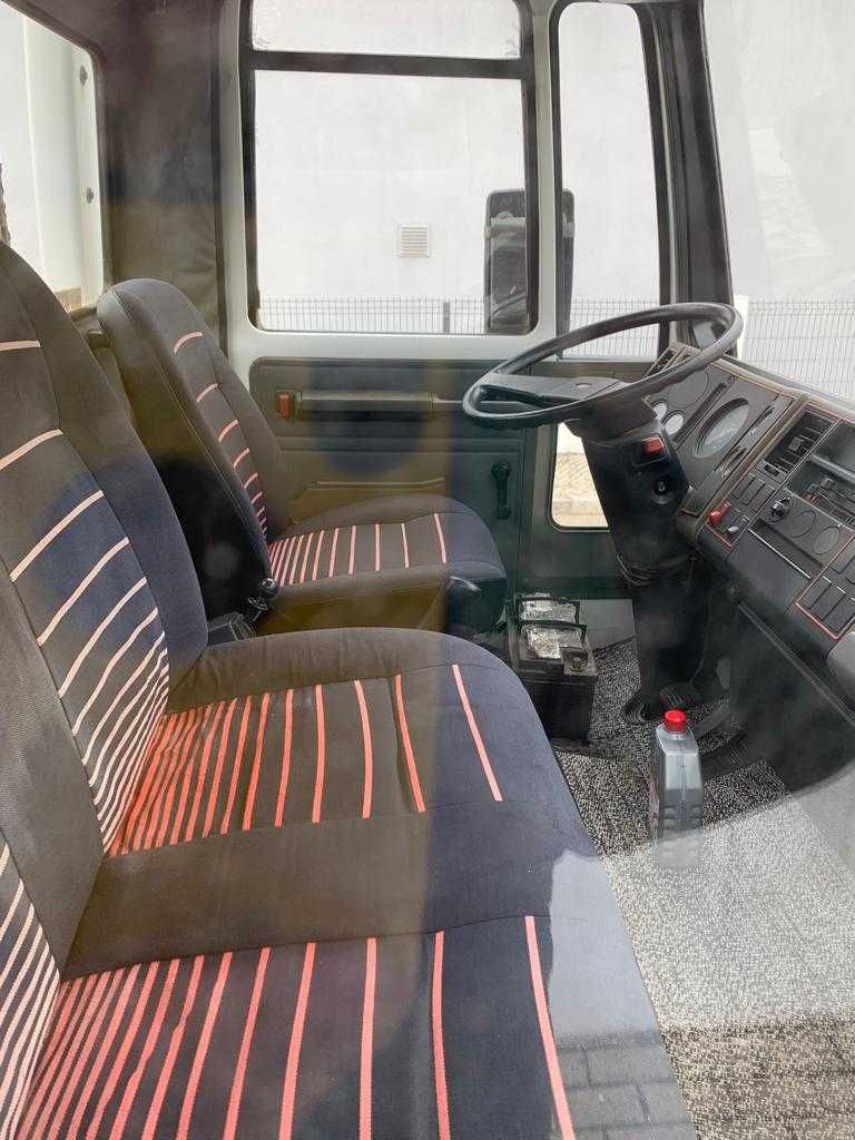Camião Ford Cargo | 24.550 km | Excelente Estado ano 1985