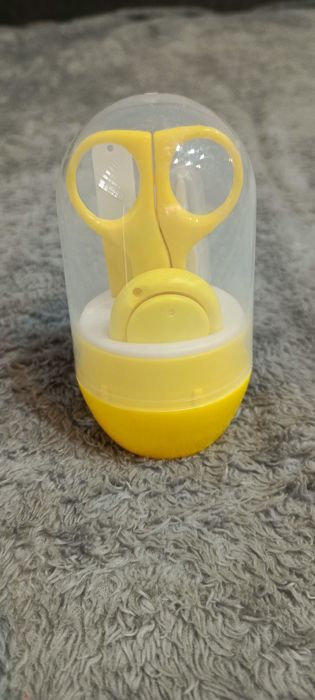 Zestaw do pielęgnacji niemowląt, czteroczęściowy.